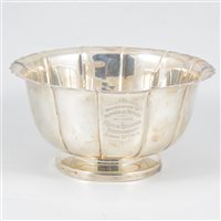 Lot 364 - A silver bowl, maker's mark rubbed, London 1945.