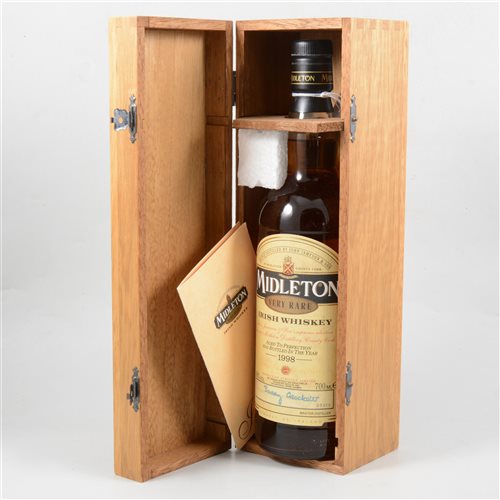 Lot 228 - Midleton, Very Rare Irish Whiskey, 1998 bottling, bottle no 3856