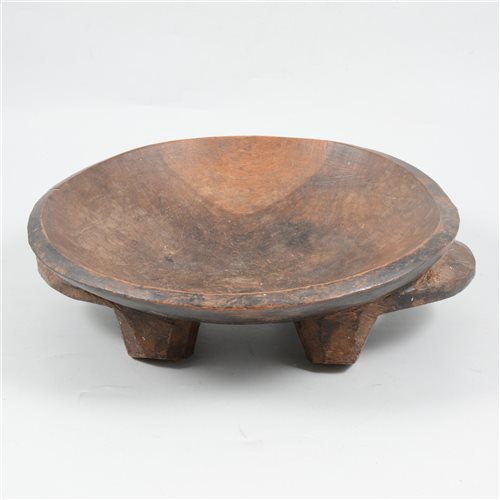 Lot 79 - African tribal carved wooden bowl