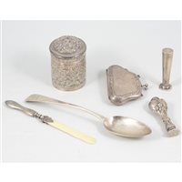 Lot 377 - A collection of six silver items
