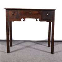 Lot 505 - An Oak side table