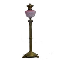 Lot 140 - Edwardian brass oil lamp, pink opalescent reservoir