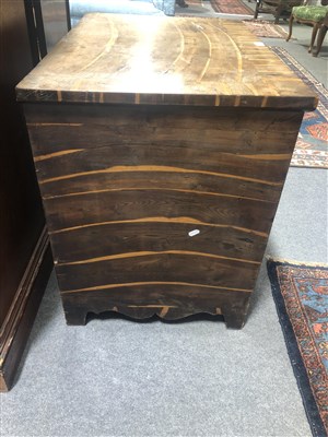 Lot 463 - A William IV calamander chest of drawers