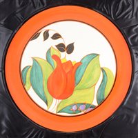 Lot 52 - A limited edition Wedgwood Clarice Cliff 'Red Tulip' plate, 1000/1999.