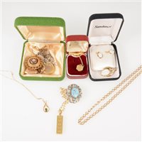 Lot 286 - A collection of gold and costume jewellery, a 9 carat rose gold 17cm heart shaped locket hallmarked Chester 1907