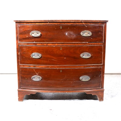 Lot 328 - A Victorian mahogany bowfront chest of drawers