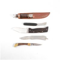 Lot 200 - American Wildcat skinner folding knife, 10cm blade