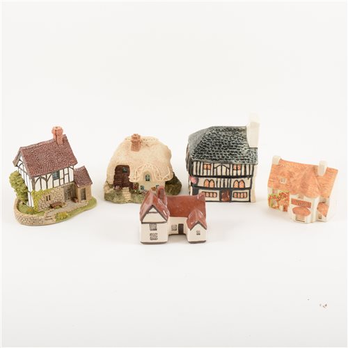 Lot 25 - A collection of Wade Whimsies, ...