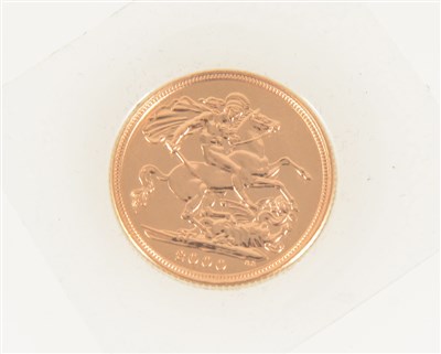 Lot 206 - A Full Sovereign - Queen Elizabeth II 2000, George & The Dragon back, sealed in plastic, boxed.