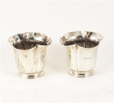 Lot 165 - Pair of Edwardian silver small jardinières, flared rims, Horace Woodward & Co, London 1903