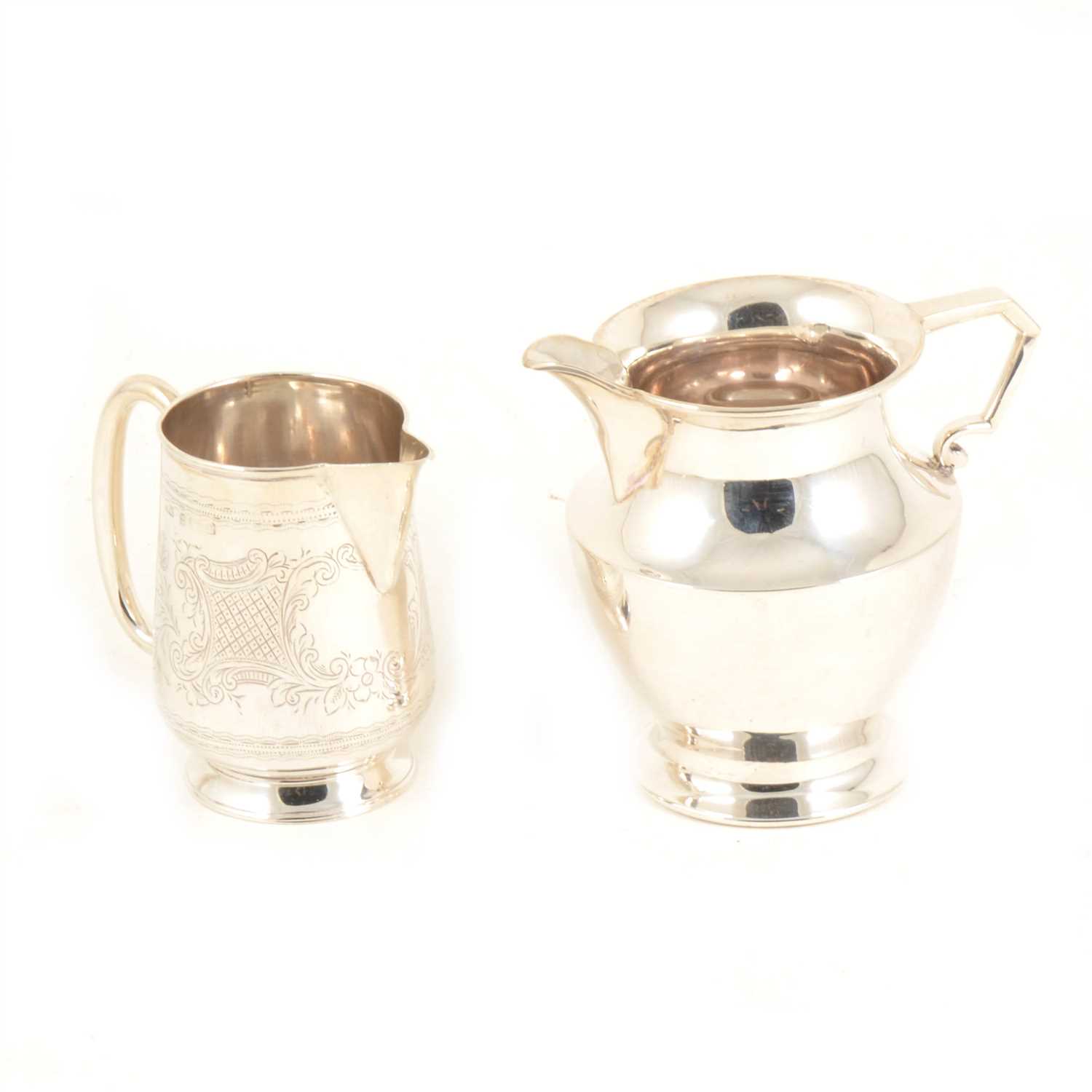 Lot 139 - Irish silver cream jug, Wakely & Wheeler, Dublin 1915