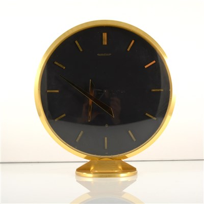 Lot 633 - An eight day Jaeger LeCoultre mantel clock with floating hands, 1960s