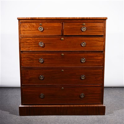 Lot 401 - Victorian mahogany chest of drawers, two short over four long drawers.