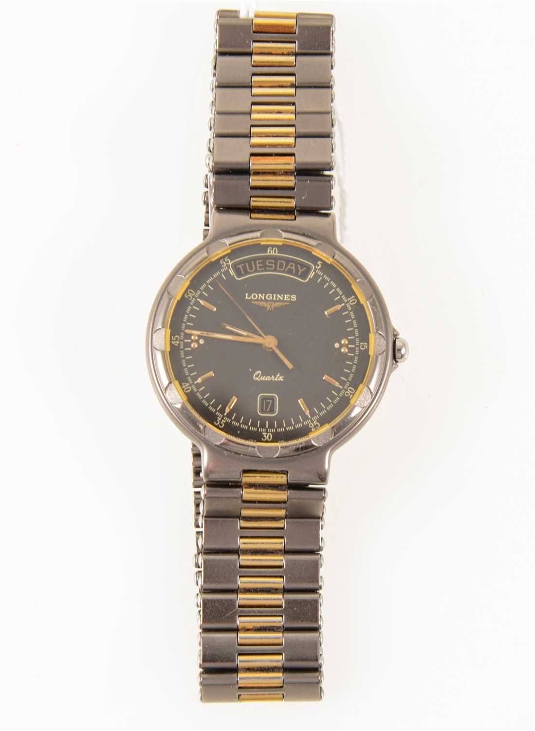 Lot 292 - Longines - a gentleman's Conquest quartz wrist watch