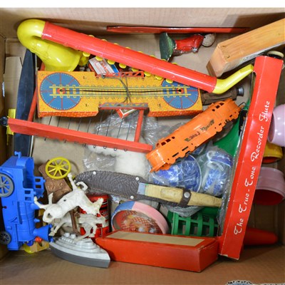 Lot 69 - Vintage toys and games, two boxes.