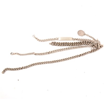 Lot 266 - A silver graduated curb link albert watch chain with T bar, swivel and 1906 One Shilling attached