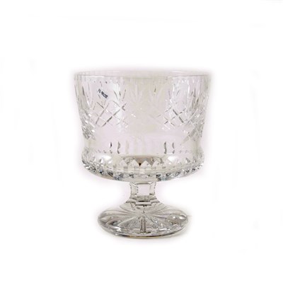 Lot 8 - A presentation glass rose bowl, engraved English Golf Union.
