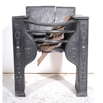 Lot 395 - Georgian fire grate.