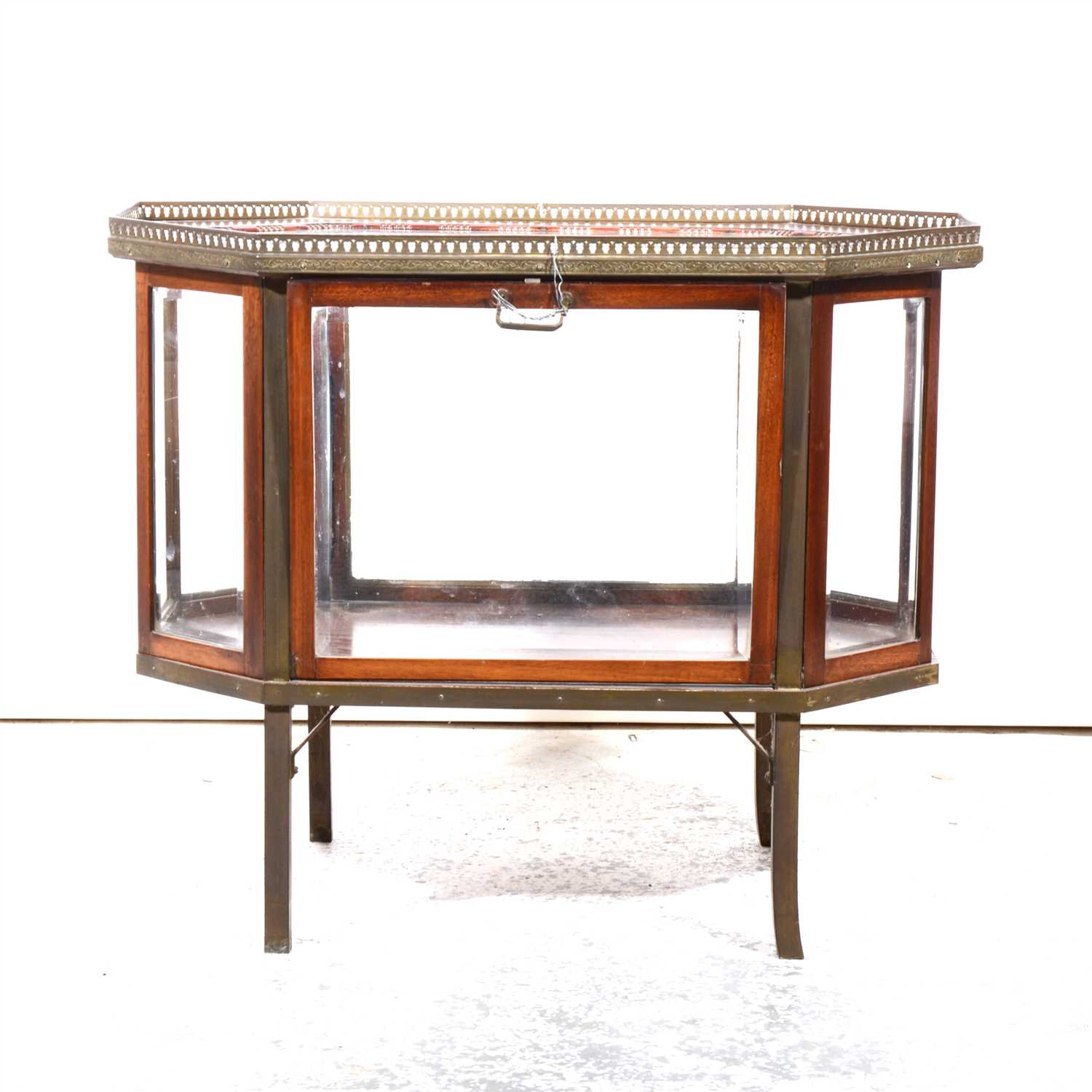 Lot 398 - Edwardian style mahogany display table