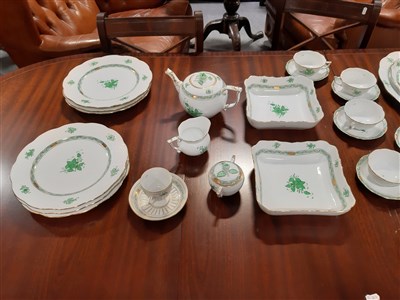 Lot 65 - Herend porcelain table service, Chinese Bouquet Green