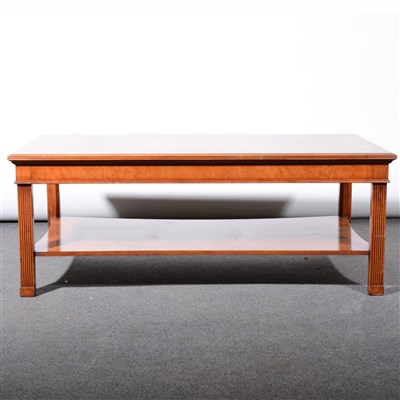 Lot 358 - Contemporary mahogany effect coffee table