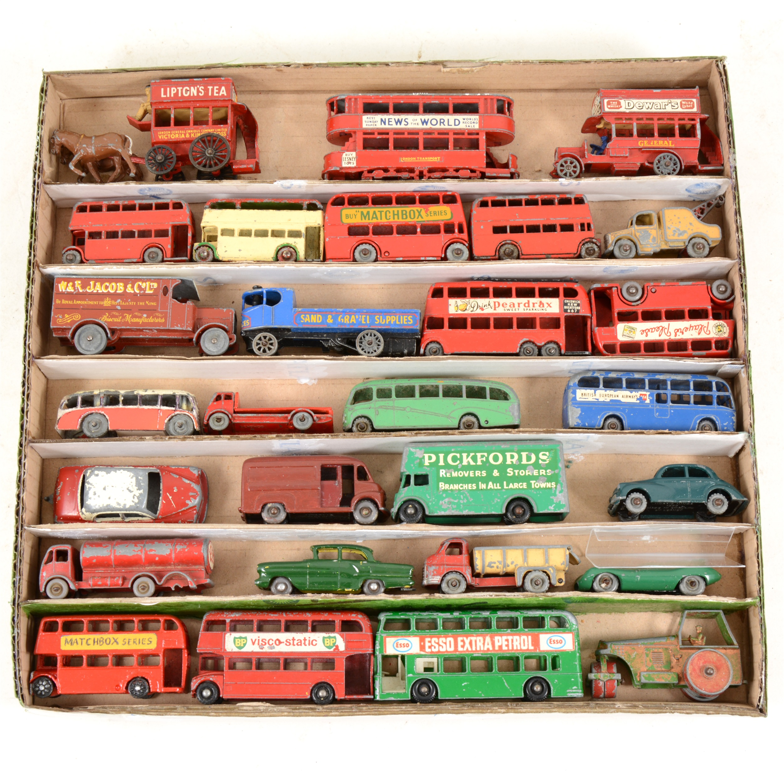 Lot 213 - Matchbox 1-75 Series Die-cast Model Buses