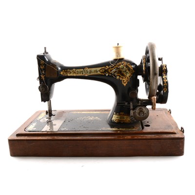 Lot 381 - 1896 singer sewing machine, walnut case.