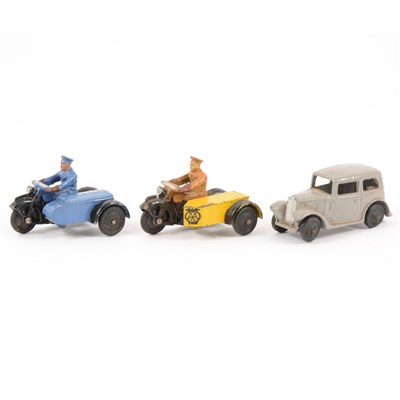 Lot 153 - Dinky Toys - Pre-war Austin grey, 2 AA motorbike side car