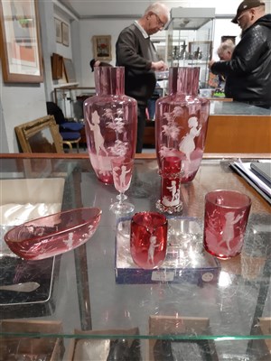 Lot 8 - Small collection of 'Mary Gregory' decorated cranberry glass
