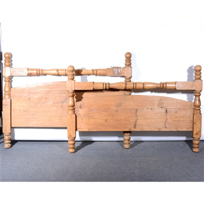 Lot 421 - A pine bedstead, turned rails