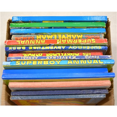 Lot 325 - DC comic annuals and others; thirteen books including Superman and others.