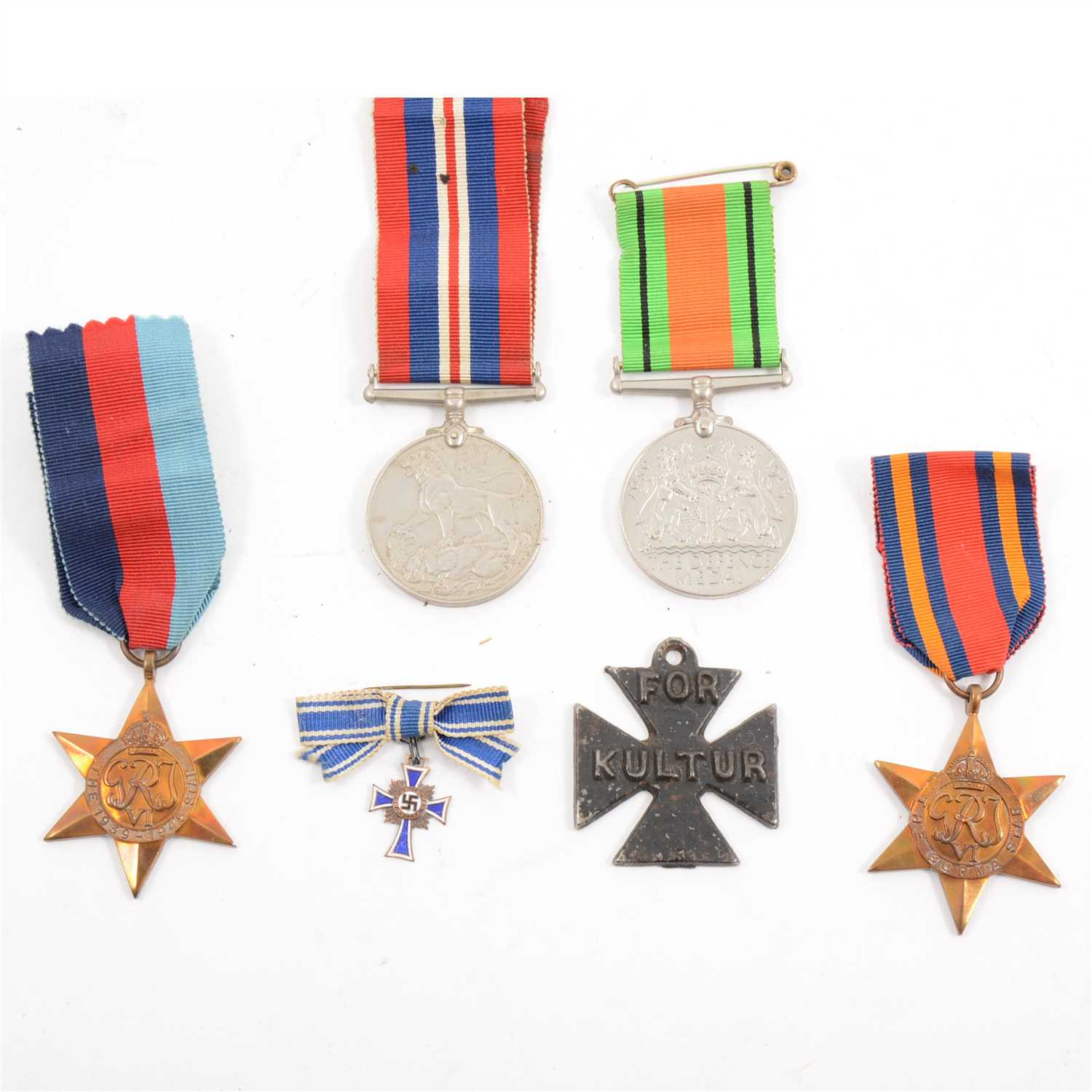 Lot 169 - A collection of World War Two Medals