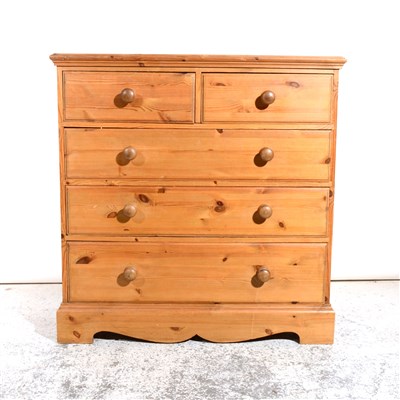 Lot 349 - A pine chest of drawers, ...