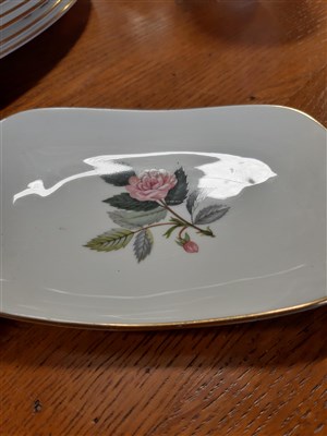 Lot 77 - Extensive Wedgwood bone china table service, Hathaway Rose pattern, including dinner, tea and coffee wares.