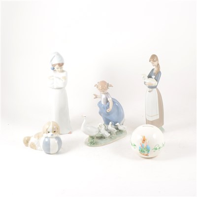 Lot 20 - A quantity of Lladro, Nao and other Spanish pottery.