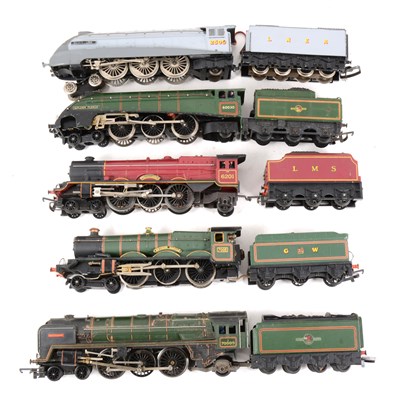 Lot 9 - OO gauge model railway locomotives, five including 'Golden Fleece' by Hornby.