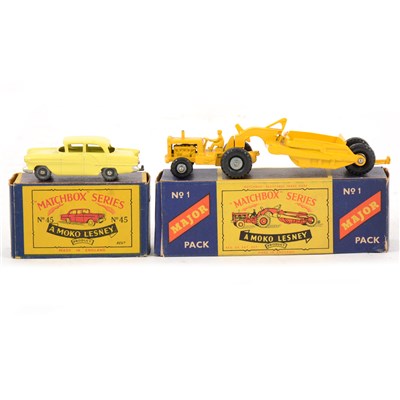 Lot 208 - Matchbox Toys; no.45 Vauxhall Victor and a Major Pack no.1 Caterpillar earth mover, both boxed.