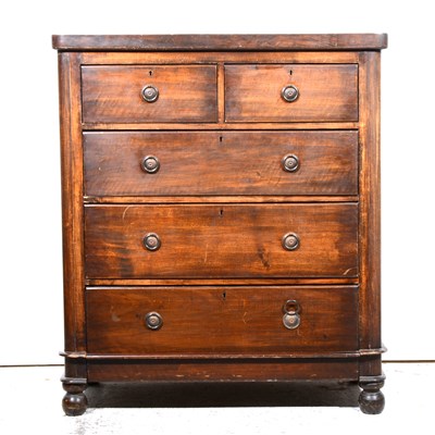 Lot 402 - Victorian chest of drawers