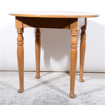 Lot 434 - Light oak breakfast table