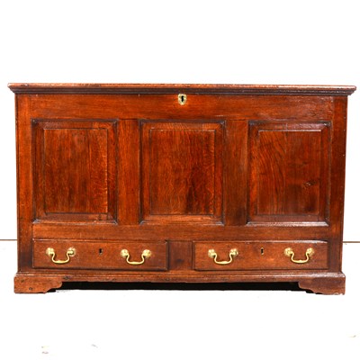 Lot 424 - Joined oak mule chest, late 19th Century