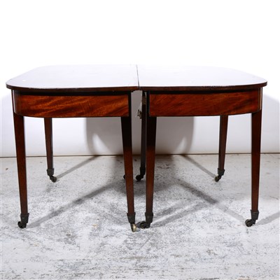 Lot 465 - George III mahogany dining table