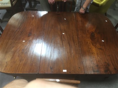 Lot 465 - George III mahogany dining table