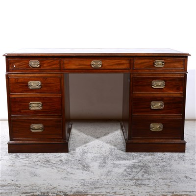 Lot 409 - Edwardian walnut desk