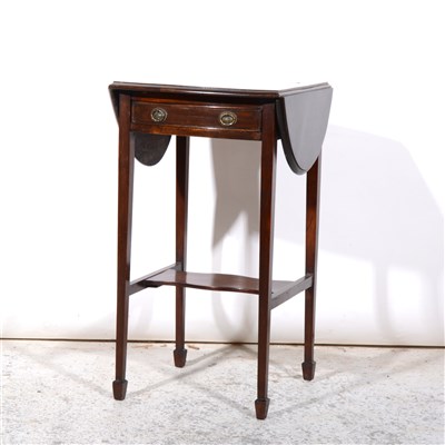 Lot 327 - Edwardian occasional table and a Georgian washstand, (2)