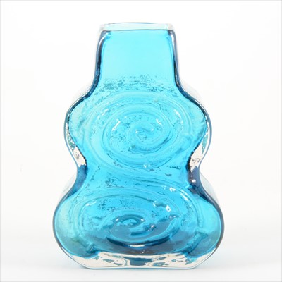 Lot 177 - A Textured Glass 'Cello' vase, by Geoffrey Baxter for Whitefriars.