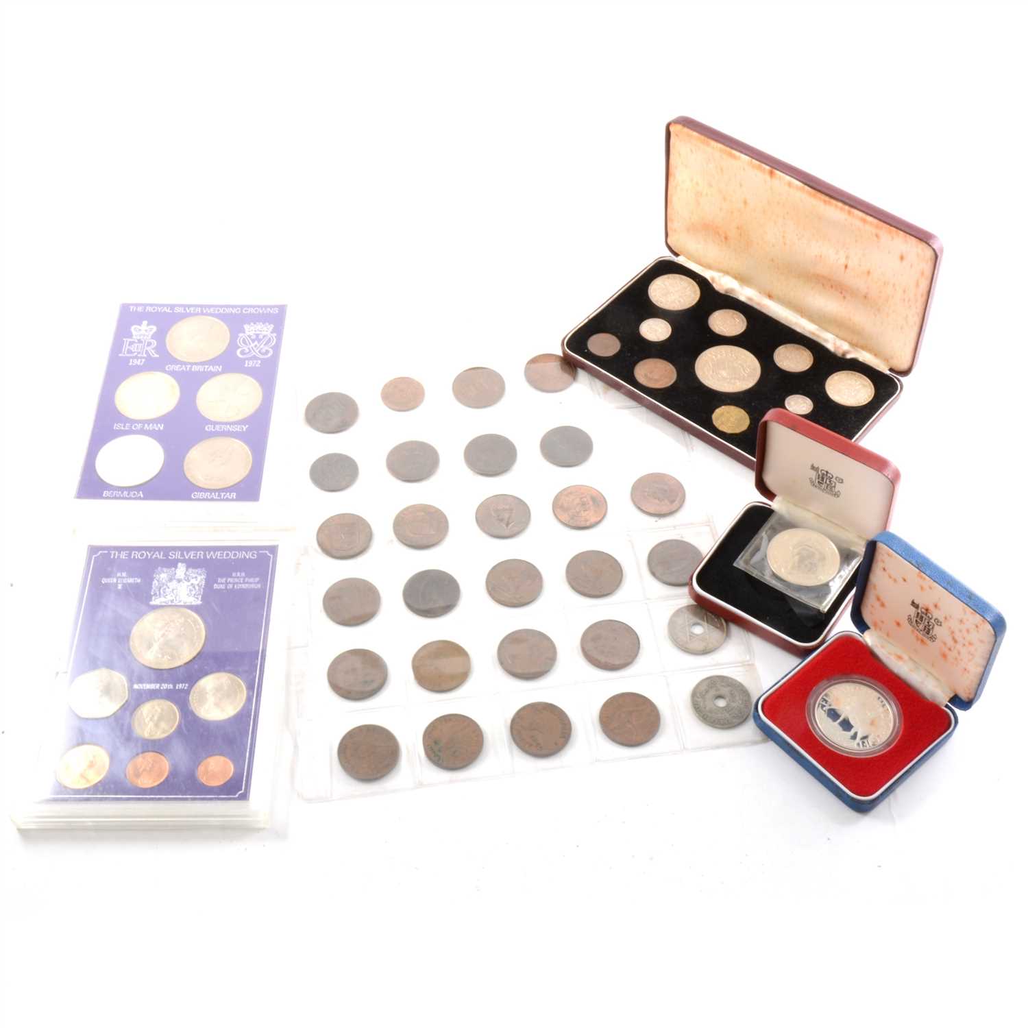 Lot 174 - A collection of coins, to include George VI 1937 specimen set, commemorative crowns