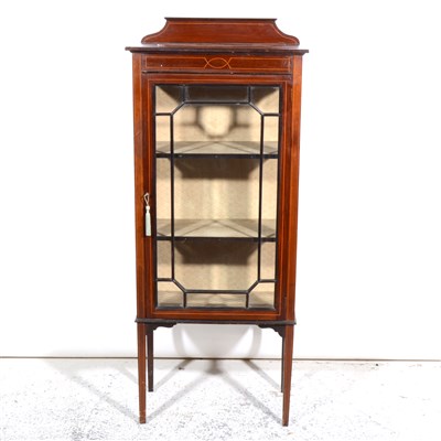 Lot 339 - Edwardian inlaid mahogany display cabinet