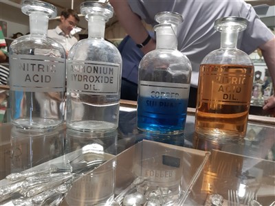 Lot 54 - Large collection of chemist's bottles including dry drug jars