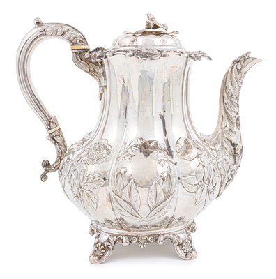 Lot 148 - William IV silver teapot, Charles Gordon, London 1836