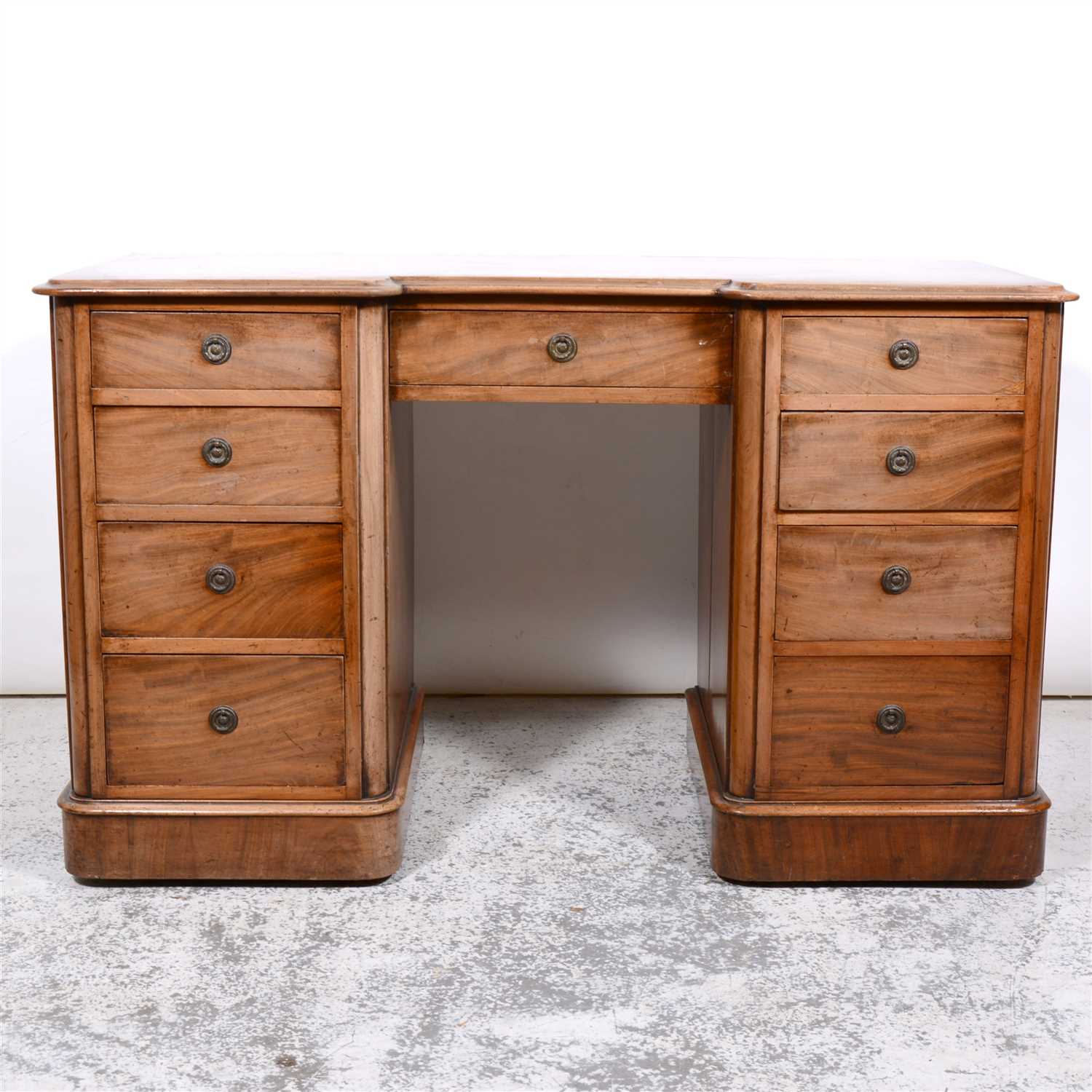 Lot 504 - Victorian mahogany dressing table